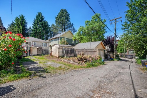 2733 28Th Avenue E, Vancouver, BC 