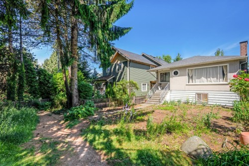 2733 28Th Avenue E, Vancouver, BC 