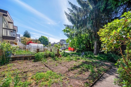 2733 28Th Avenue E, Vancouver, BC 