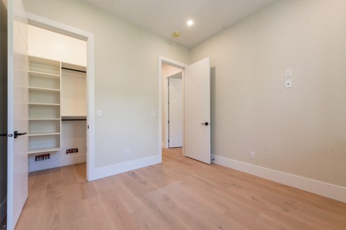 5964 Barnacle Street, Sechelt, BC - Indoor Photo Showing Other Room