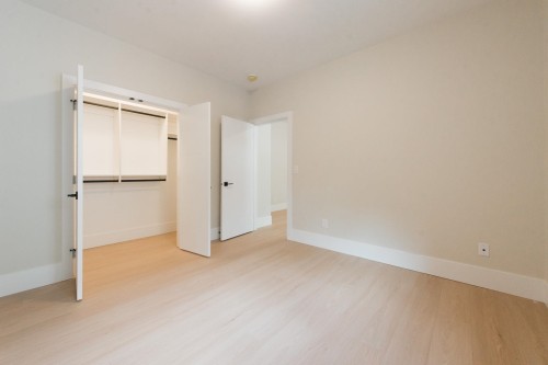 5964 Barnacle Street, Sechelt, BC - Indoor Photo Showing Other Room