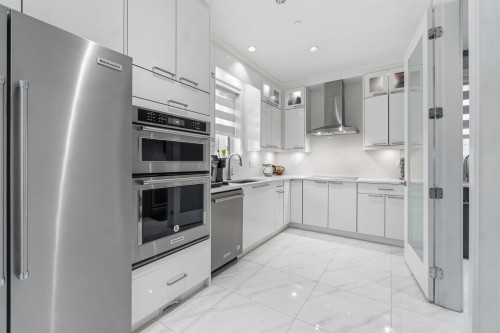 1842 64Th Avenue E, Vancouver, BC 