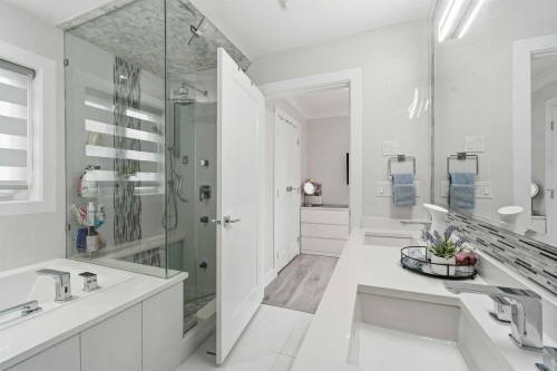 1842 64Th Avenue E, Vancouver, BC 
