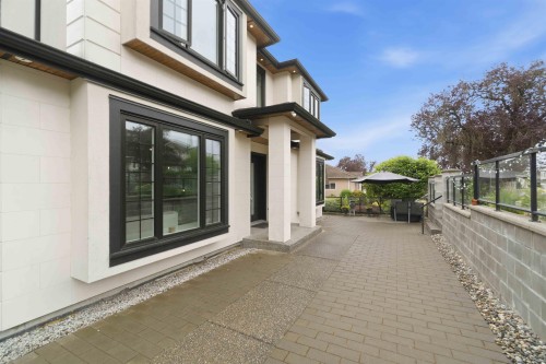 1842 64Th Avenue E, Vancouver, BC 