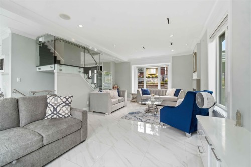1842 64Th Avenue E, Vancouver, BC 