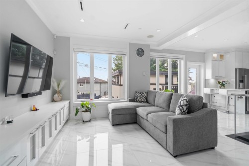 1842 64Th Avenue E, Vancouver, BC 