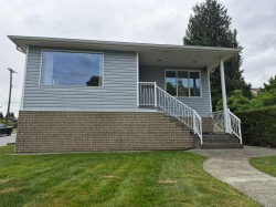 4298 Mcgill Street Burnaby, BC V5C 1M9