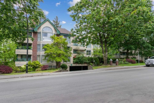 204-5656 Halley Avenue  Burnaby, BC V5H 2P8