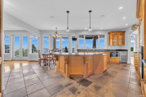 2340 Orchard Lane, West Vancouver, BC 