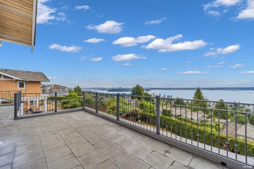 2340 Orchard Lane, West Vancouver, BC 