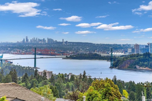 2340 Orchard Lane, West Vancouver, BC 