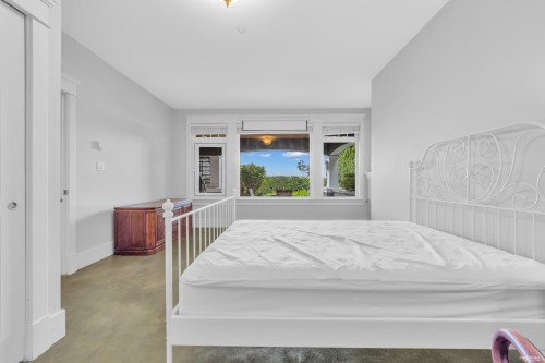 2340 Orchard Lane, West Vancouver, BC 