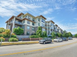 123-4033 May Drive  Richmond, BC V6X 0T3