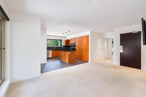 Ph2-2832 Capilano Road, North Vancouver, BC 