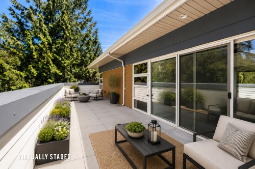 Ph2-2832 Capilano Road, North Vancouver, BC 