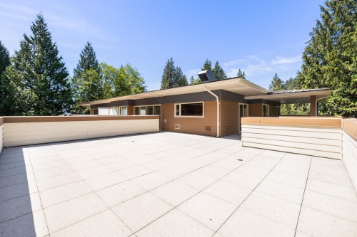 Ph2-2832 Capilano Road, North Vancouver, BC 