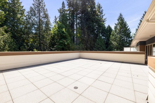 Ph2-2832 Capilano Road, North Vancouver, BC 