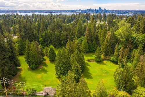 Ph2-2832 Capilano Road, North Vancouver, BC 