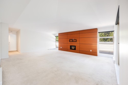 Ph2-2832 Capilano Road, North Vancouver, BC 
