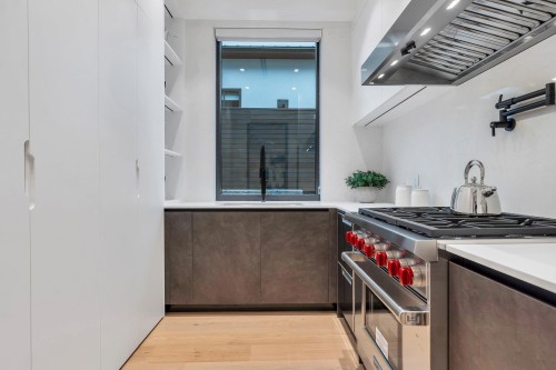 922 Wentworth Avenue, North Vancouver, BC 