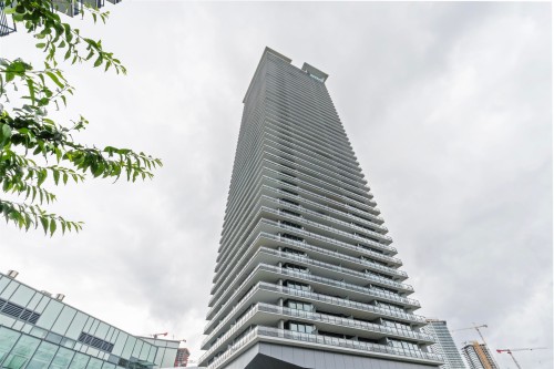 601-4720 Lougheed Highway, Burnaby, BC 