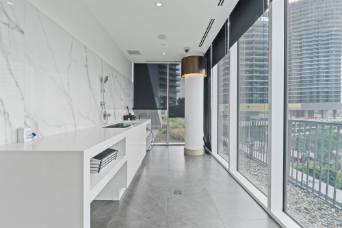 601-4720 Lougheed Highway, Burnaby, BC 