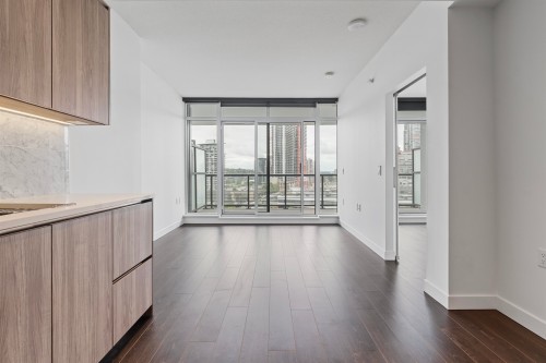 601-4720 Lougheed Highway, Burnaby, BC 