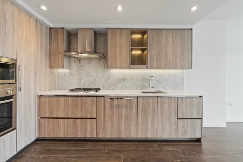 601-4720 Lougheed Highway, Burnaby, BC 