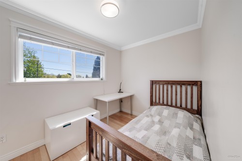 7531 Oak Street, Vancouver, BC 