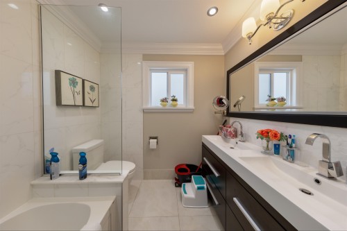 3696 26Th Avenue E, Vancouver, BC 
