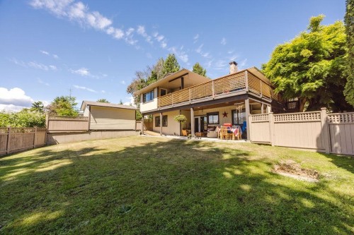 4741 Fir Road  Sechelt, BC V7Z 0B4