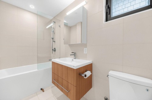 2180 13Th Avenue E, Vancouver, BC 