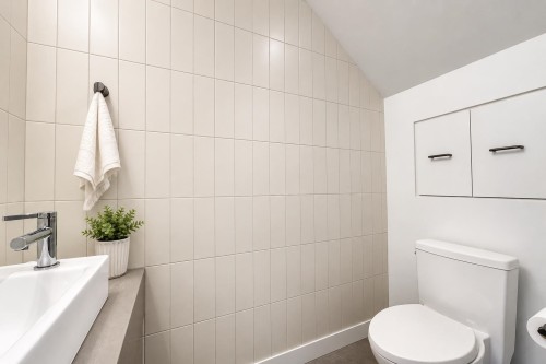 2180 13Th Avenue E, Vancouver, BC 