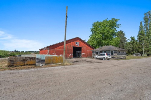 7064 Ladner Trunk Road, Delta, BC 