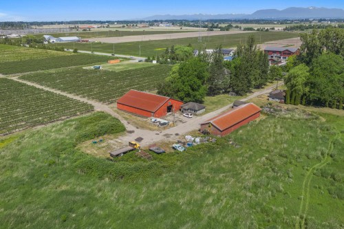 7064 Ladner Trunk Road, Delta, BC 