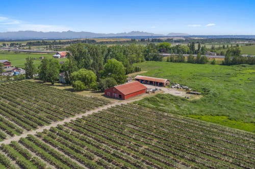 7064 Ladner Trunk Road, Delta, BC 
