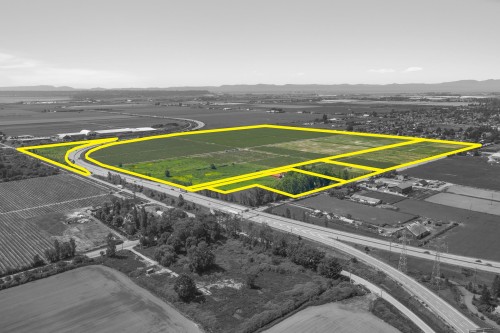 7064 Ladner Trunk Road, Delta, BC 