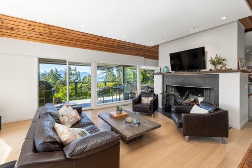 6485 Madrona Crescent, West Vancouver, BC 