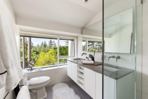 6485 Madrona Crescent, West Vancouver, BC 