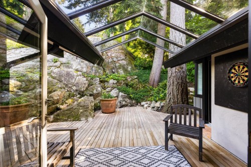 6485 Madrona Crescent, West Vancouver, BC 