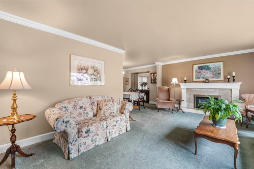 927 Selkirk Crescent, Coquitlam, BC 