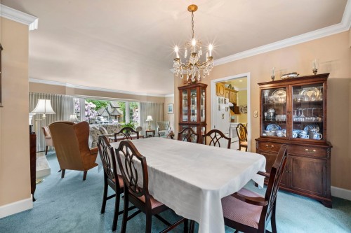 927 Selkirk Crescent, Coquitlam, BC 