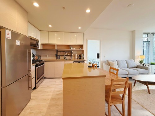 105-8850 University Crescent, Burnaby, BC 