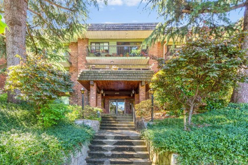 102-680 5th Avenue E Vancouver, BC V5T 1J2