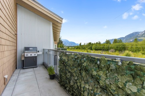 2-40775 Tantalus Road, Squamish, BC 