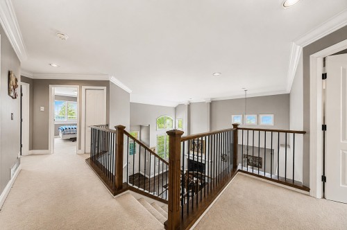 10 Cedarwood Court, Port Moody, BC 