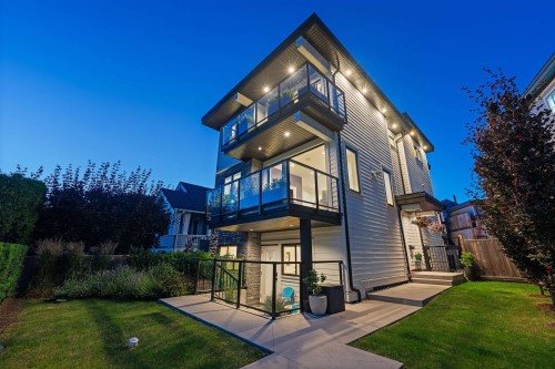 336 Keith Road E, North Vancouver, BC 