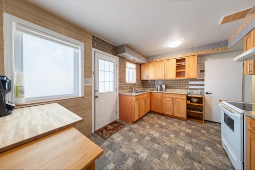 2911 51St Avenue E, Vancouver, BC 