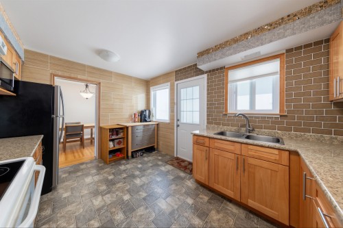 2911 51St Avenue E, Vancouver, BC 
