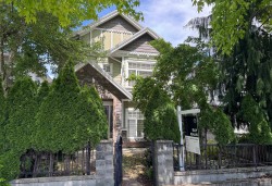 11571 Williams Road  Richmond, BC V7A 1J3